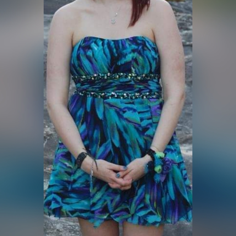 Beautiful, short, strapless party dress.